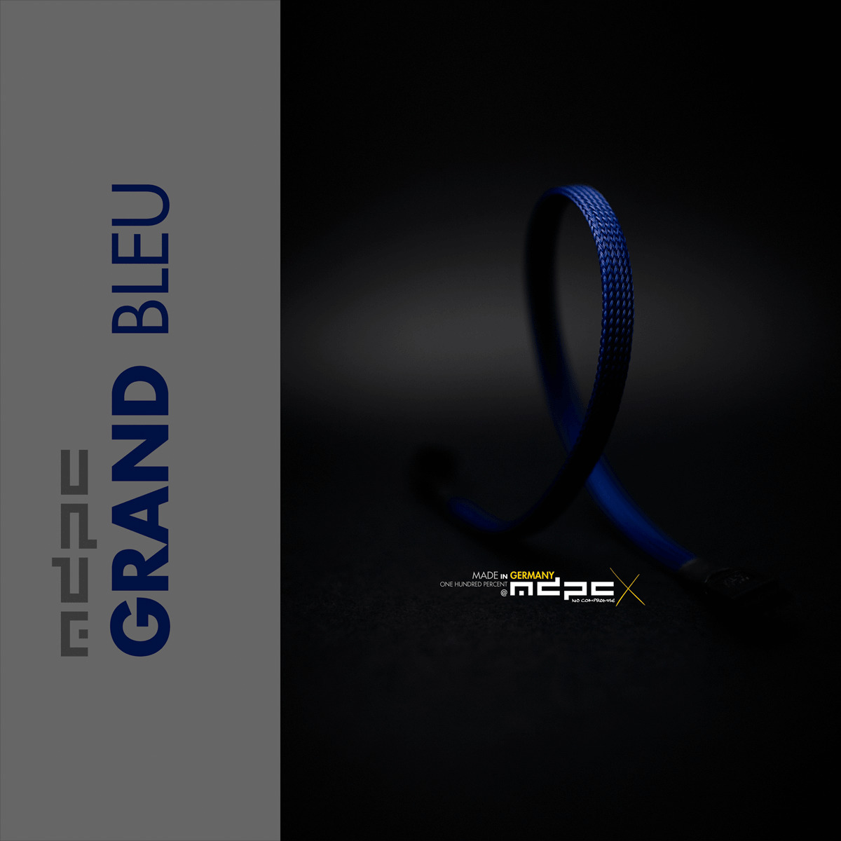GRAND-BLEU | MEDIUM kábelharisnya 1 GRAND-BLEU | MEDIUM kábelharisnya
